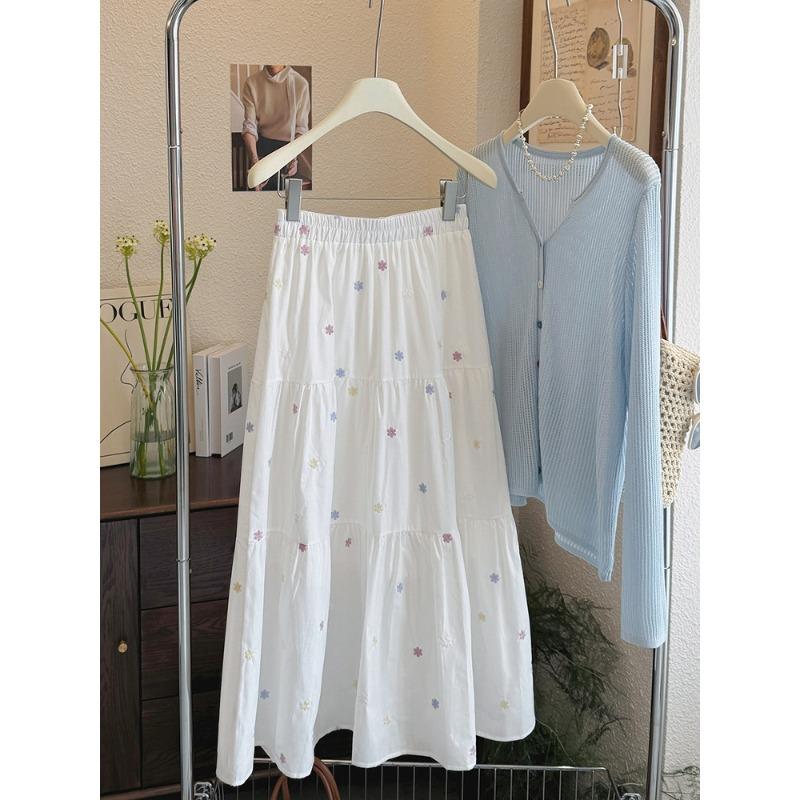

Spring and summer small fresh embroidered flower skirt women s new high waist and thin a word versatile casual medium and long skirt One size fits all белый