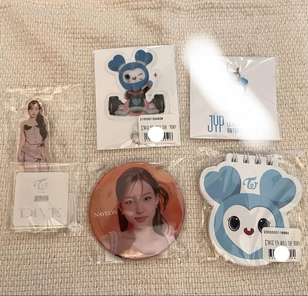 

[Б/У] TWICE Наён