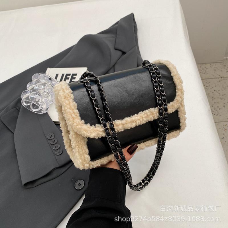 French Niche Fashion Chain Underarm Small Bag Women's 2025 New Autumn and Winter Retro Lamb Wool Splicing Messenger Bag