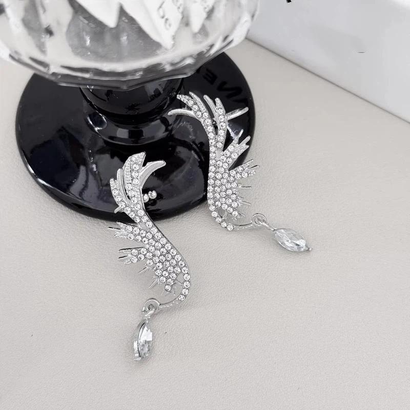 Simple Alloy Long Wing Stud Temperament Feather Earrings Silver Wings Shape Elf Ear Cuff Earrings Jewelry Accessories Gifts