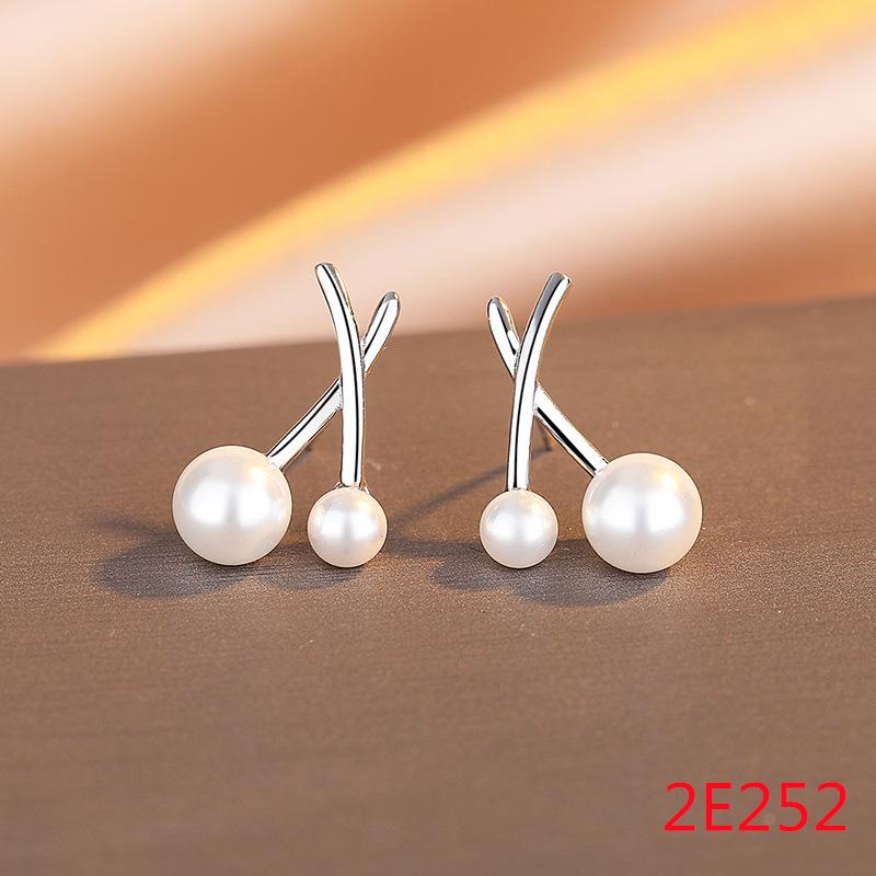 Temperament Light Luxury Design Stud Earrings + Exquisite High-End Earrings Women'S Earrings Customization