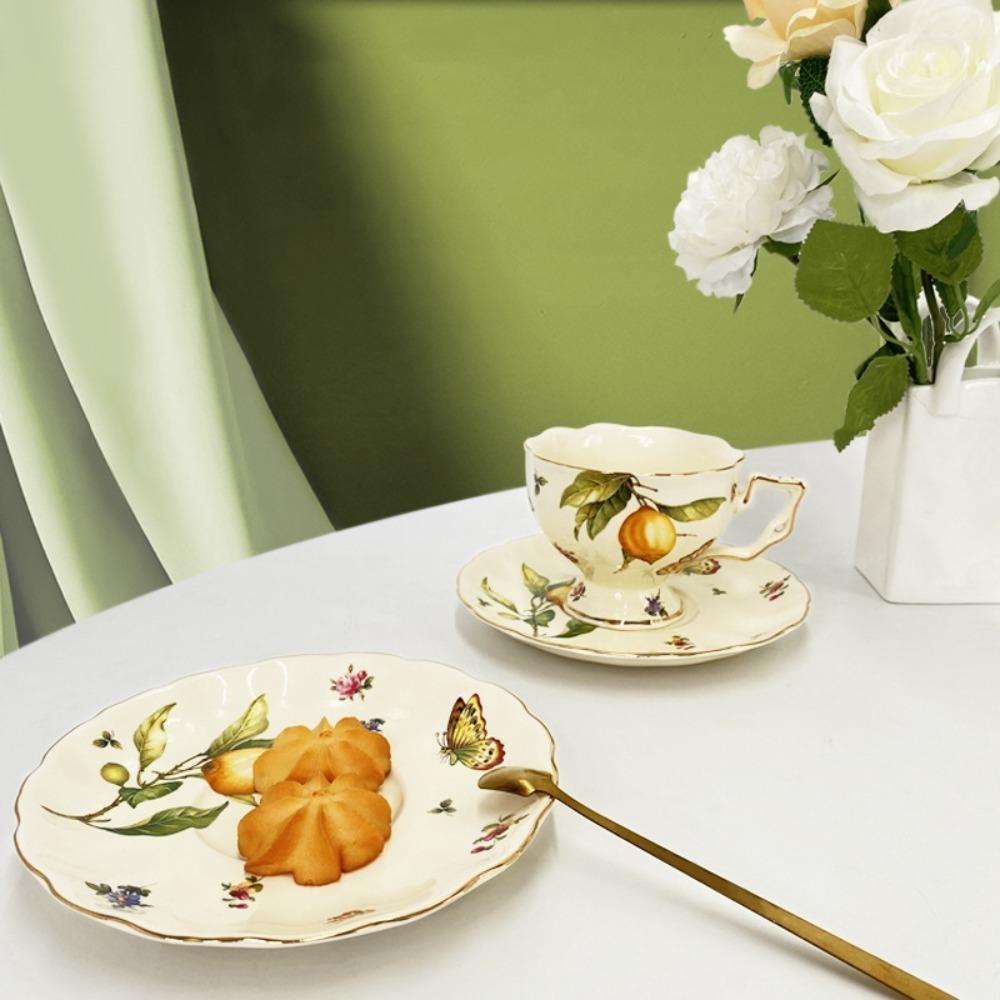 Ceramic Teacup and Saucer Set Morning Tea Cup Gold Trim Elegant English Teacup 200ml Coffee Cup+saucer+teaspoon Retro Coffee Cup