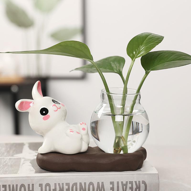 Cartoon Rabbit Flower Pot: Green Radish Hydroponic Vase for Home or Office Decor