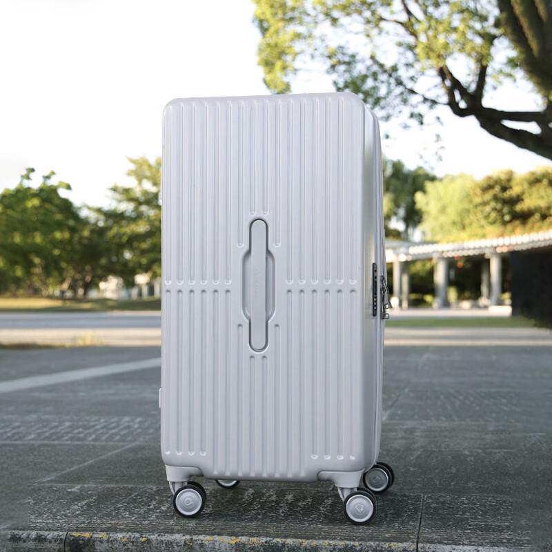 Diplomat DS-1373 26-inch Unisex Hardside Suitcase