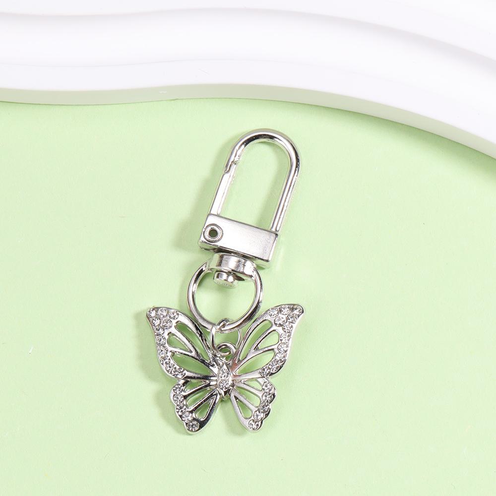 Sparkling crystal pearl Snowflake Keychain Boho Zinc alloy metal Key Chain Ring for Women Kids Christmas Accessories Keyholder