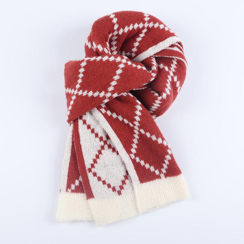 

Wine Red Plaid Scarf: Warm, Versatile Shawl for Autumn/Winter, Korean Style Imitation Cashmere.