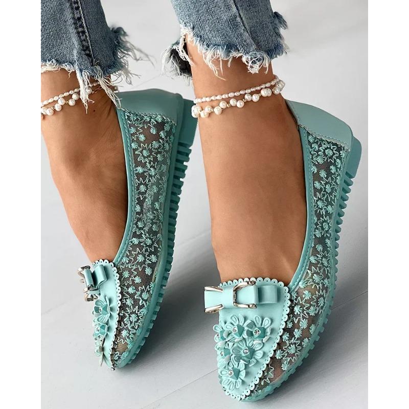 Fashion Summer Breathable Solid Color Vulcanized Shoes Floral Embroidery Bowknot Loafers Women Non-slip Flower Sneakers Chaussure Femmes