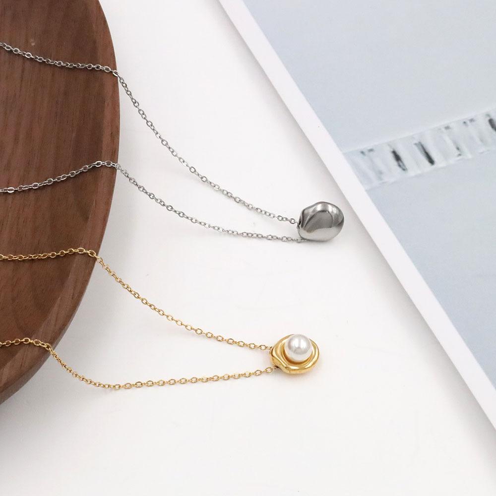 French Baroque Light Luxury Niche Non-Fading Collarbone Chain Inlaid Oval Pearl Girls Popular Jewelry Necklace