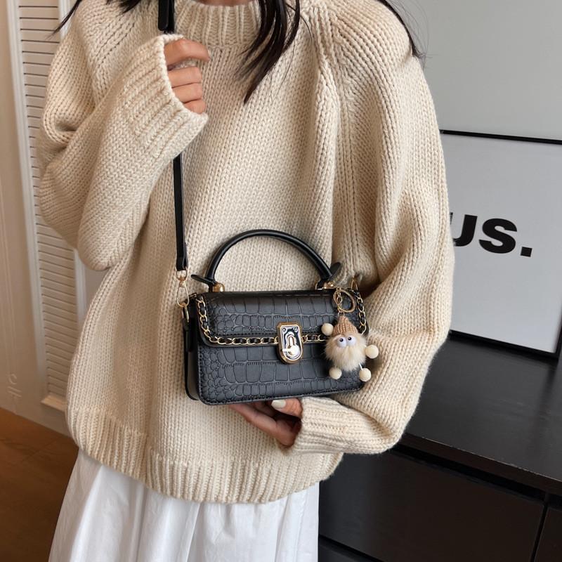Fashionable Urban Style Pu Small Square Bag With Chain And Stone Pattern For Women