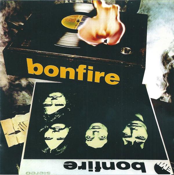 

CD BONFIRE - Bonfire Goes Bananas CDP1016DD Псевдоним 1994 Европа Рок Б/у