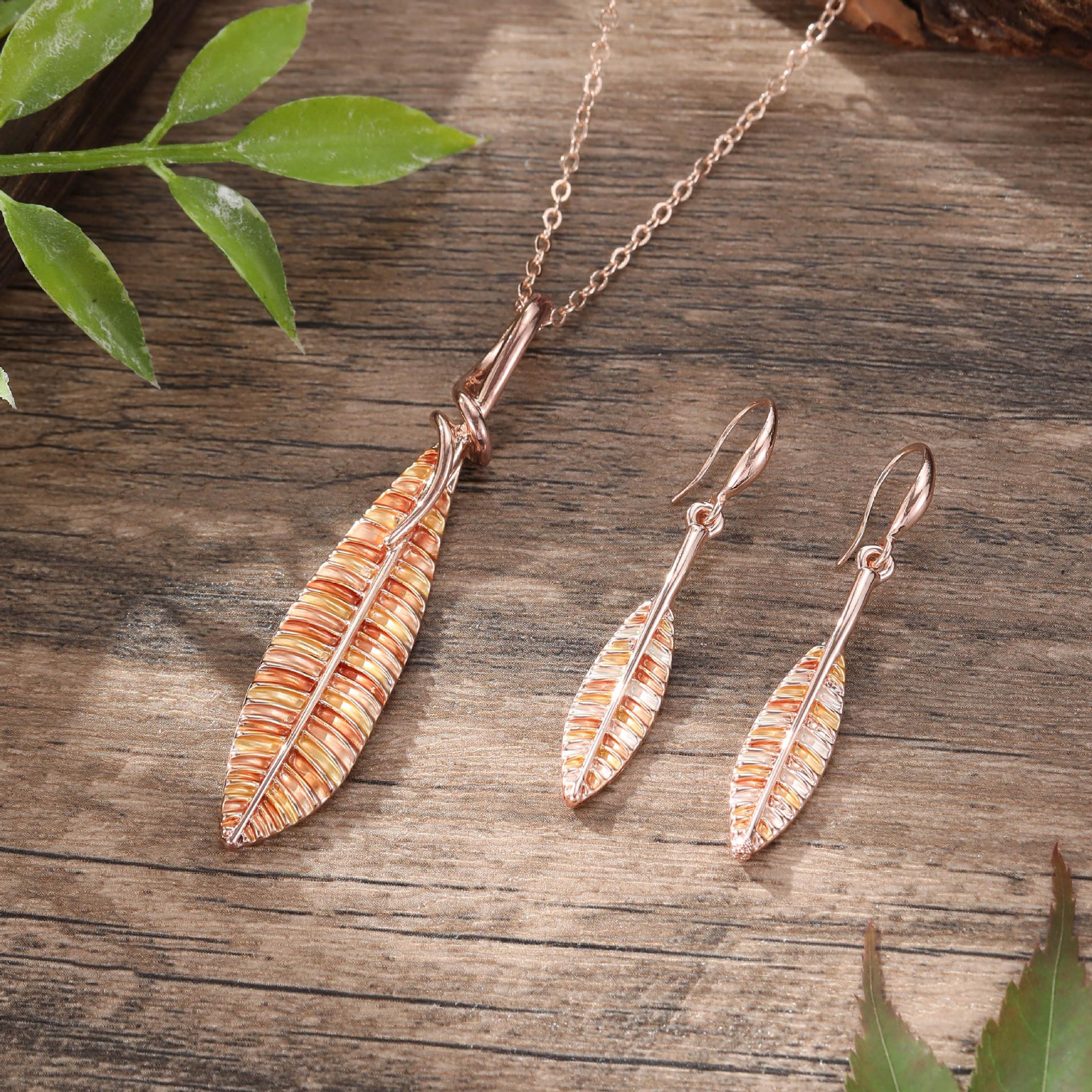 

New Enamel Leaf Earrings Necklace Set Simple Small Fresh Ladies Versatile Leaf Earrings Necklace