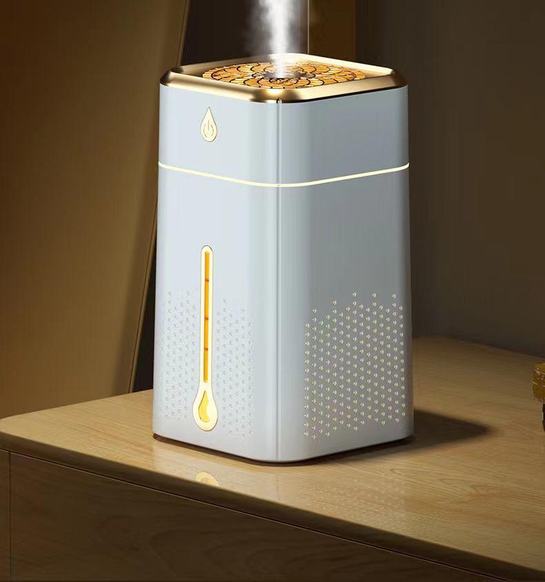 Small Desktop Night Light Humidifier for Bedroom, Dorm, Office - Ideal Gift for Students, Pregnant Women, and Girls