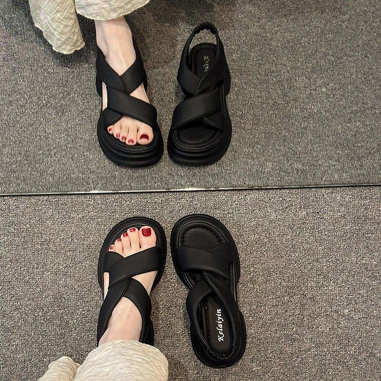 Platform-soled sports sandals women's summer 2025 new versatile beach outer wear Roman shoes soft-soled heightening women's shoes