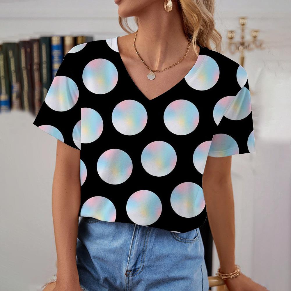 Modisches und einfaches, übergroßes, bequemes T-Shirt-Design für den Sommer, inspiriert vom geometrischen Muster, bedrucktes Damen-Oberteil mit V-Ausschnitt