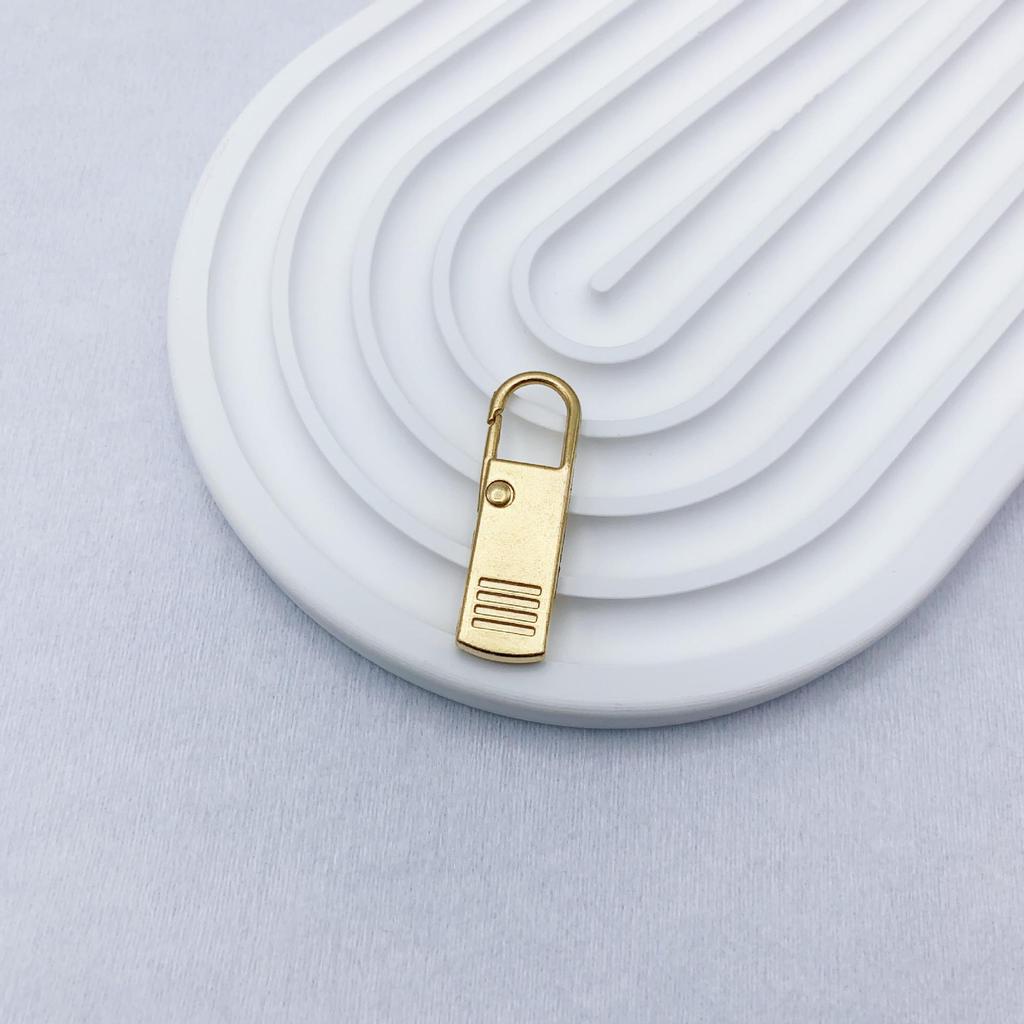 Tool-Free Zipper Pull Tab Replacement for Bags, Backpacks, Coats, and Clothes – Removable Alloy Spring Zipper.