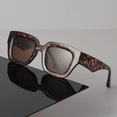 Trendy Square Mirror Lens Sunglasses for Women Men Unisex Designer Brand Black Sun Glasses Vintage Sexy Eyewear Fashion