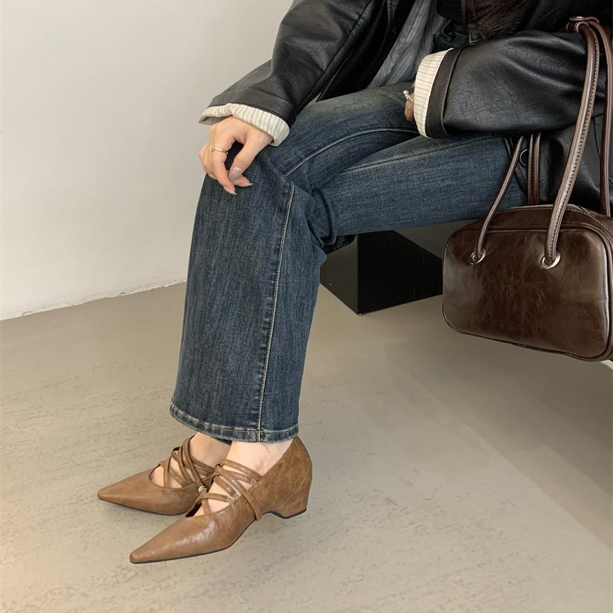 French fashion retro wedge pointed 2025 new Mary Jane single shoes ins wind cross belt single shoes women's shoes trend