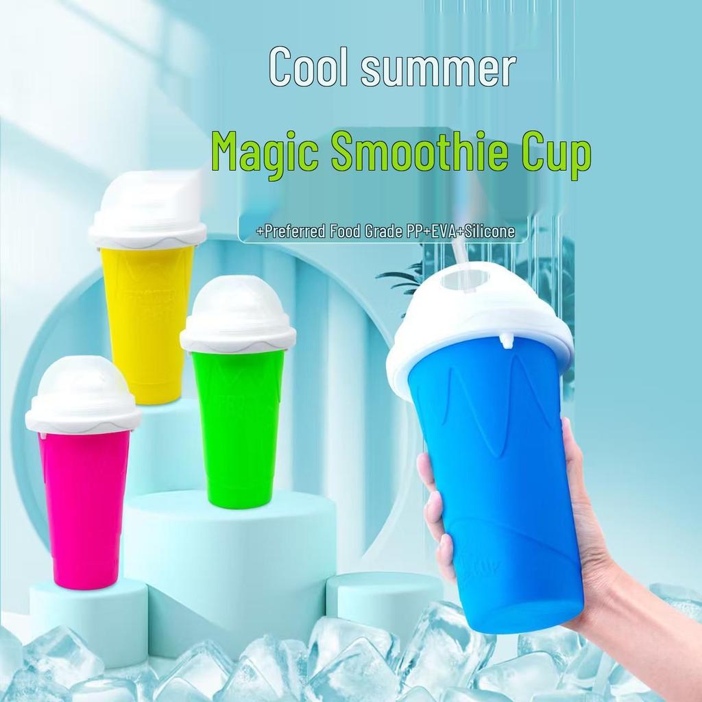 Self-Cooling Smoothie Cup: One Squeeze to Chill for Summer Refreshment