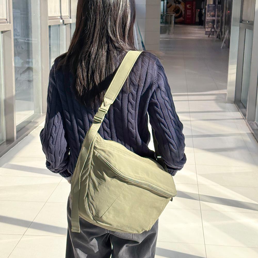 BRBAG BR_44601 Casual Big Pocket Crossbody Bag
