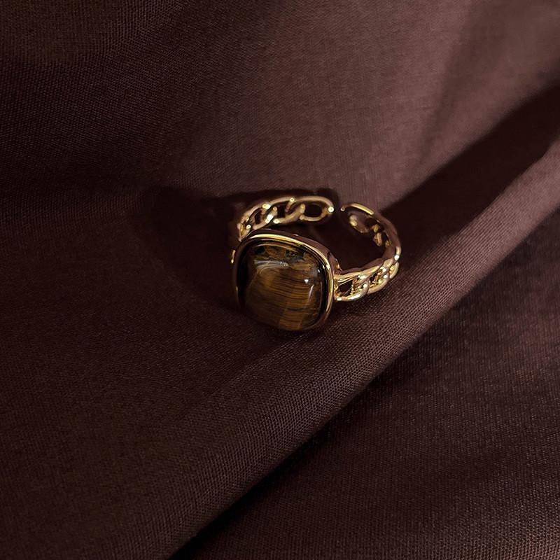 Vintage French Natural Stone Open Ring For Women Unique Design Adjustable Fashion Accessory