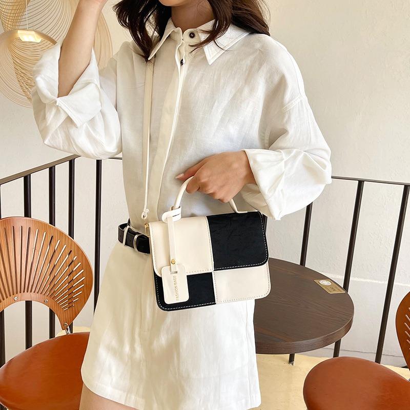 New Fashion Trend Niche Contrasting Color Design Premium Texture Shoulder Messenger Bag Versatile Women's Bag Portable Small Square Bag