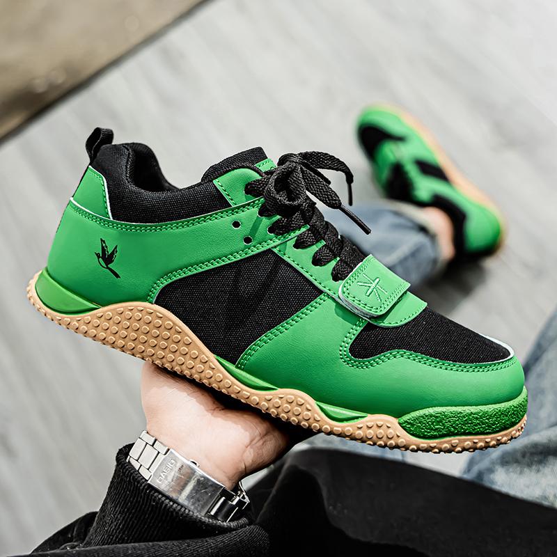 Men’s Red Sports Shoes Casual Green Street Style Running Sneakers Students Over Sized White Skateboard Shoes