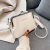 Vinatge Shell Women Shouder Crossbody Bag Clip Designer Small Handbags Luxury PU Leather Messenger Bag Lady Fashion Purse
