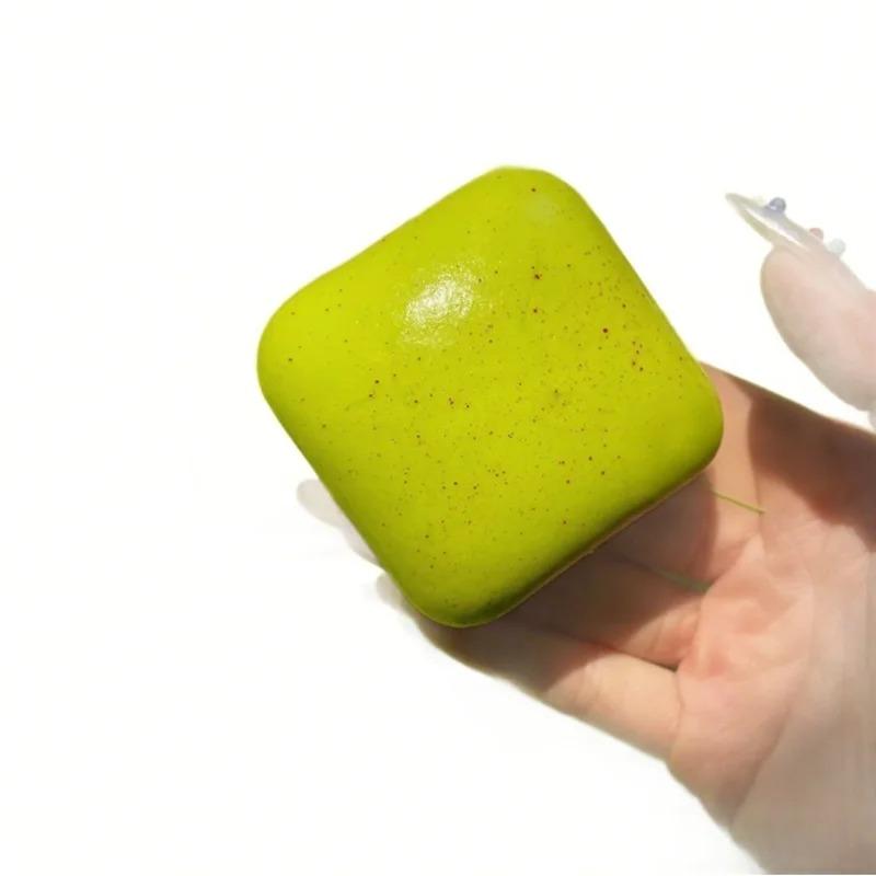 Simulation Of Square Bread Anti-Stress Pinching Toys And Slow-Pressing Small Toast Sensory Toys To And Anxiety,
