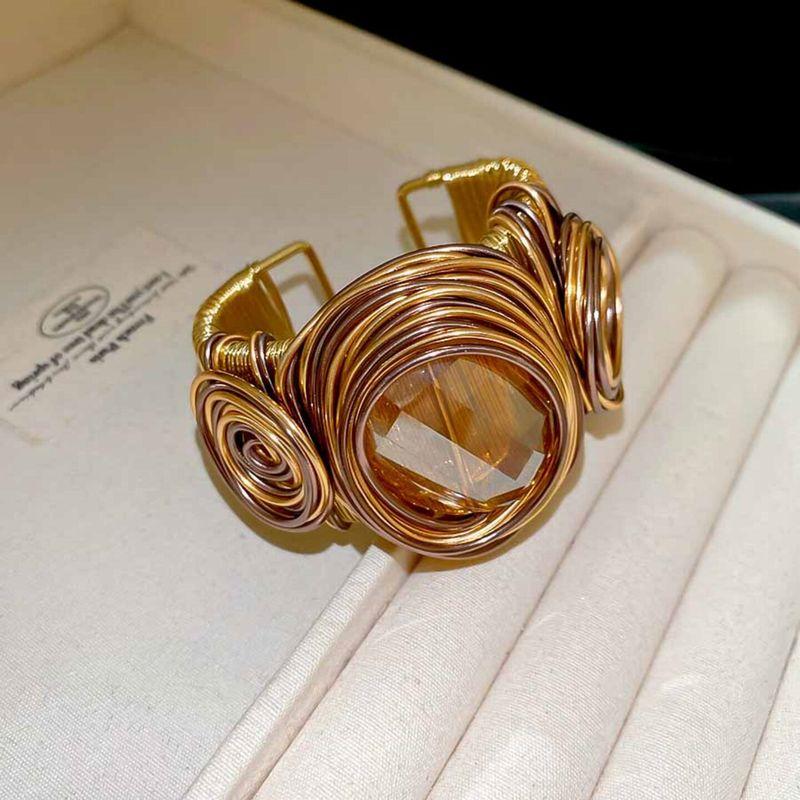 

Western Style Retro Exaggerated Spiral Bracelet Women Niche Unique Design Sense Fashion Temperament Personality Bracelet Hand Jewelry Gold-Round