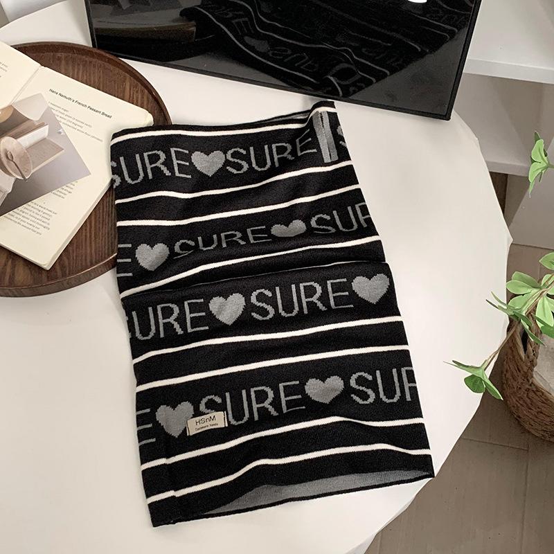 Leopard Neckerchief for Autumn Winter Windproof Old Proof Fashion Scarf Imitation Cashmere Leopard Print Versatile Neck Cover