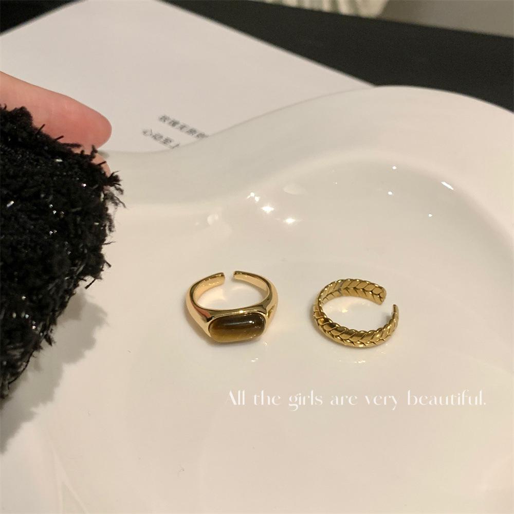 Adjustable High-Grade Retro Tiger Eye Stone Saddle Ring with Wheat Ear Design for Women