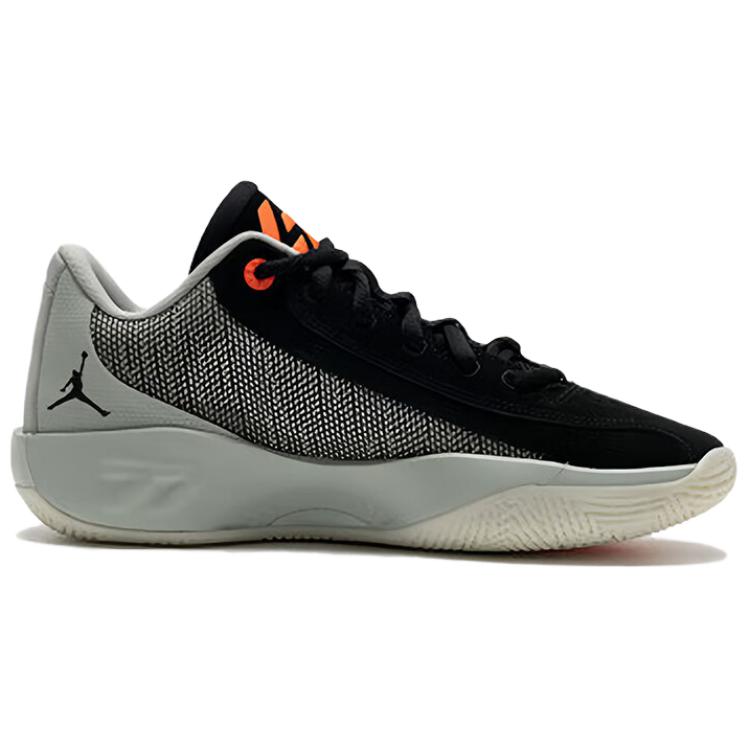 Jordan Luka .77 Komfortable Allsidige Lavsko Basketballsko Herre sneaker Grå Svart HF0819-003