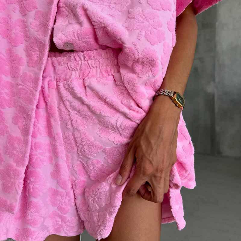 Jacquard Shirt Two-piece Set Women's Solid Color Lapel Shirt Elastic Waist Shorts Set Loose Casual Harajuku Commuting Suit 2025 Spring New Fashion