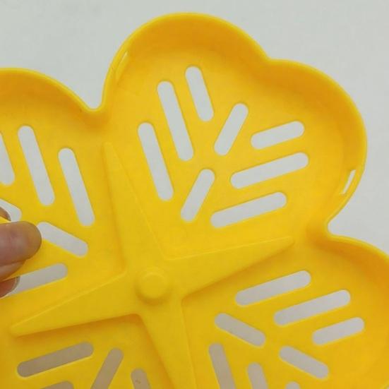 Egg Yolk Separator Multifunctional Egg White Yolk Separator for Baking Cake Stainless Steel Filter Skimming Foam Juice Soy Milk Strainer Kitchen Tool