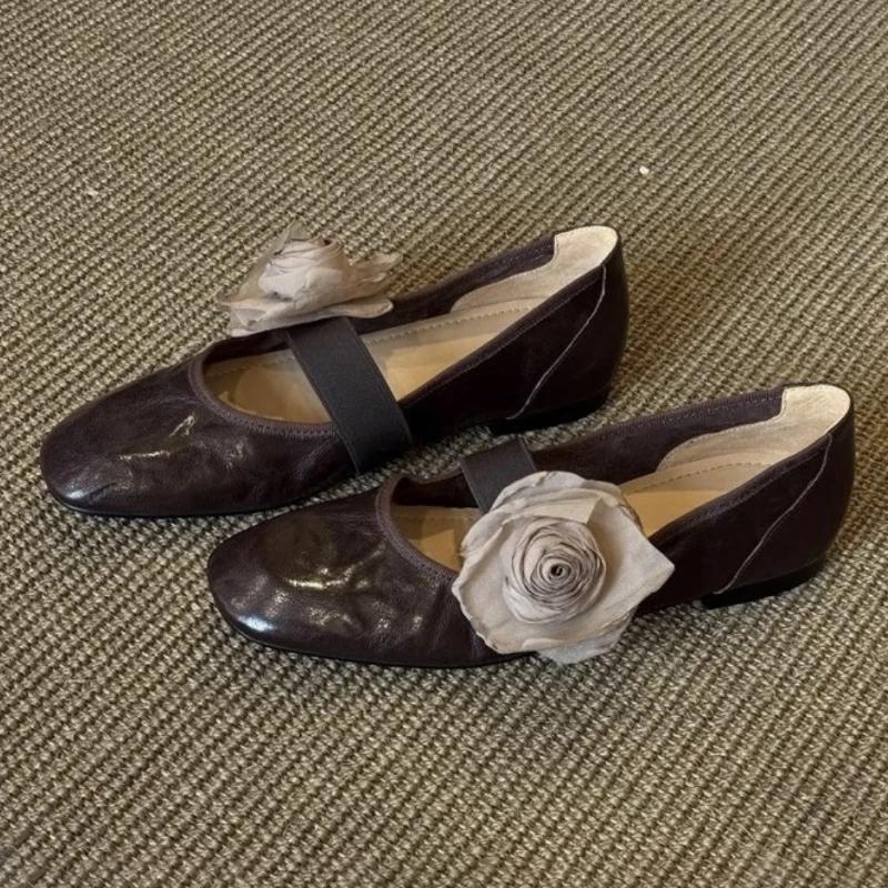 Fashion Retro Pleated Flower Decorate Ballet Flats Women Elegant Round Toe Elastic Band Design Mary Jane Shoes Comfort Soft Sole Loafers