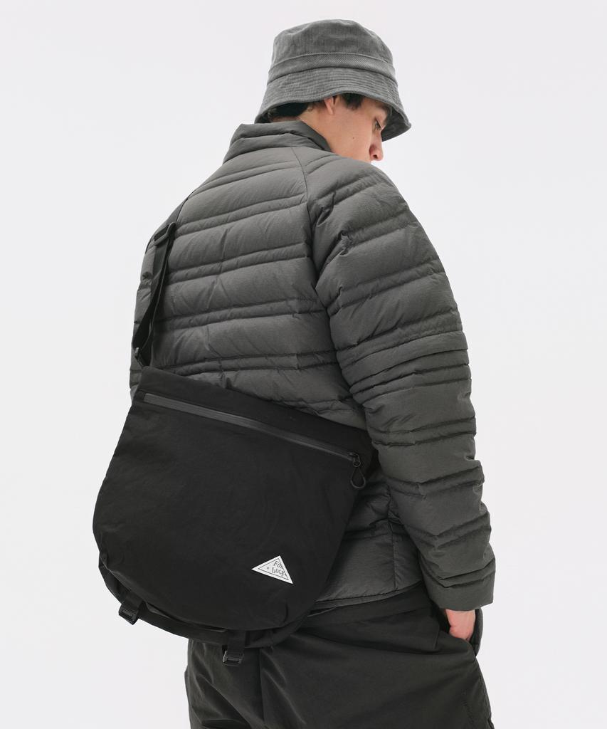 Foundpocket Dim Crossbody Bag Black