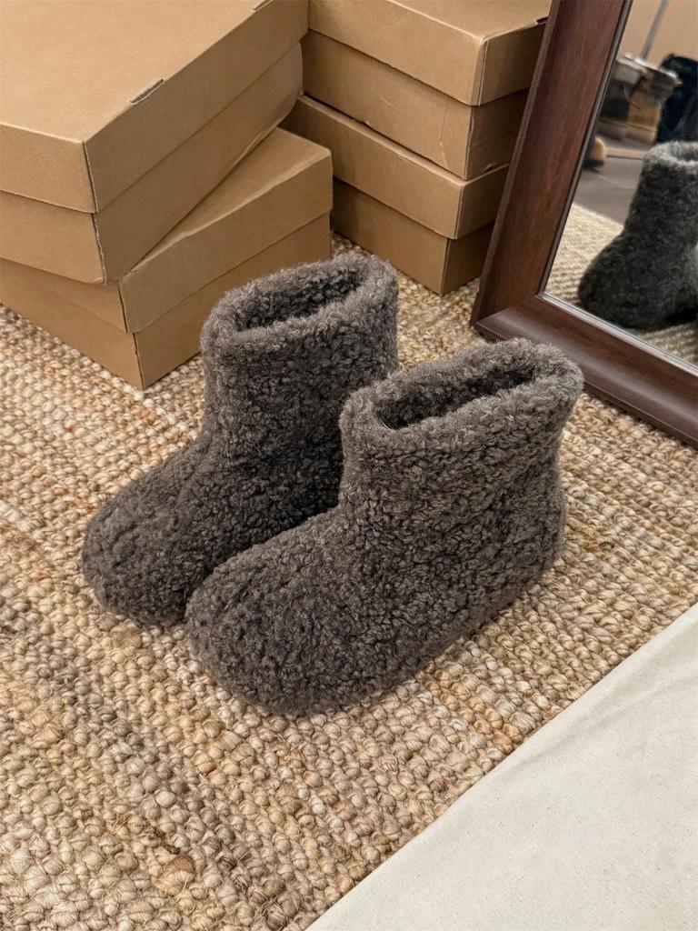 Inner heightening snow boots short boots season piled thickened warm snow cotton shoes fluffy cotton boots