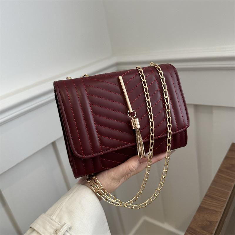 Modern Womens Spring Trendy Shoulder Bag Sleek Crossbody Purse With Versatile Colors And Design
