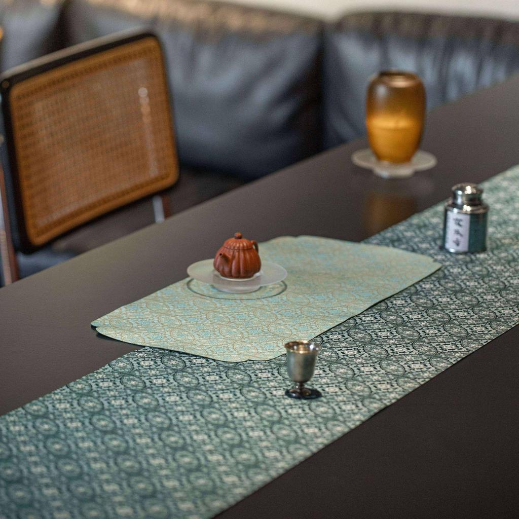 Zhi She Tang Dynasty Pattern Tea Mat Set - Double-Sided Retro Chinese Zen Table Runner & Tablecloth