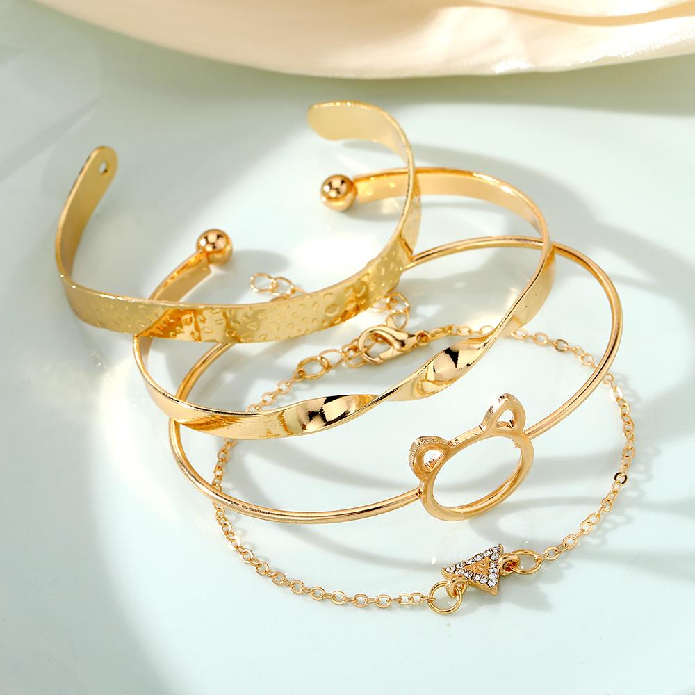 2023 Bracelet Cat Cute Gold Luxury Bracelet Fashion Charm Sexy Diamond Elegant Woman Bracelet 4pcs Set Bracelet