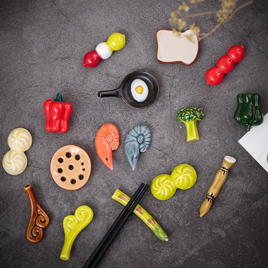 

Держатель для палочек для еды, небьющийся, украшает многоразовые уникальные кухонные принадлежности милой формы