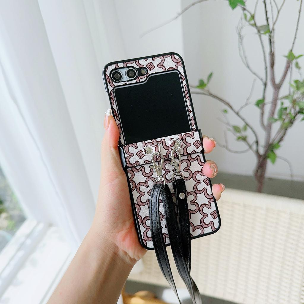 Für Samsung Galaxy Z Flip7 FE 5G/Z Flip6 5G Hülle Blumenmuster PU-Lederbeschichtete PC-Handyhülle mit Umhängeband