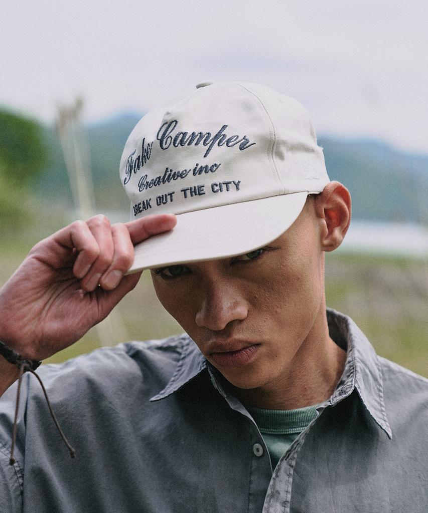 FAKE CAMPER Script Camper Script Lettering Snapback [Ivory]