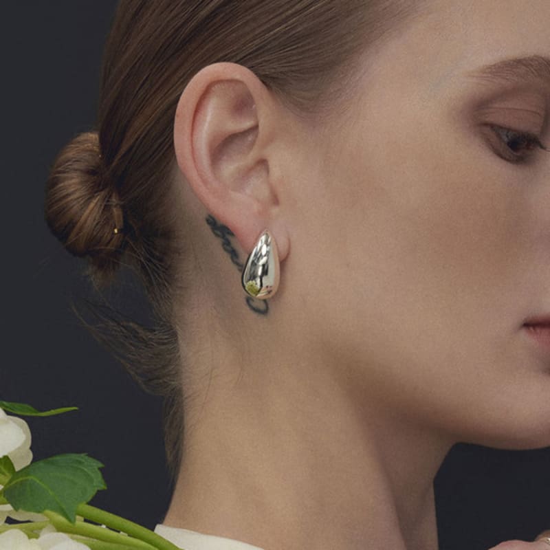 

viollina Graceful Teardrop Earrings_Silver silver