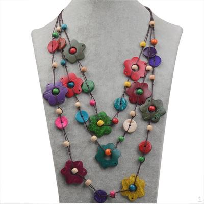 El Yapımı Çok Katmanlı Ahşap Boncuklar Wintersweet Çiçek Strand Bildirimi Uzun Kolye