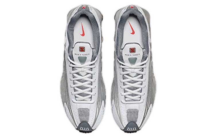 Nike Shox R4 Metallic Silver Comet Red 2018 BV1111-100