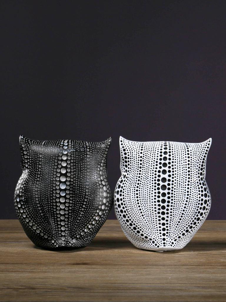 Schwarz/Weiße Eulenstatuen, Harz Tier Skulptur Dekorative Artikel, Heimdekor Handwerk Ausstellungsstücke