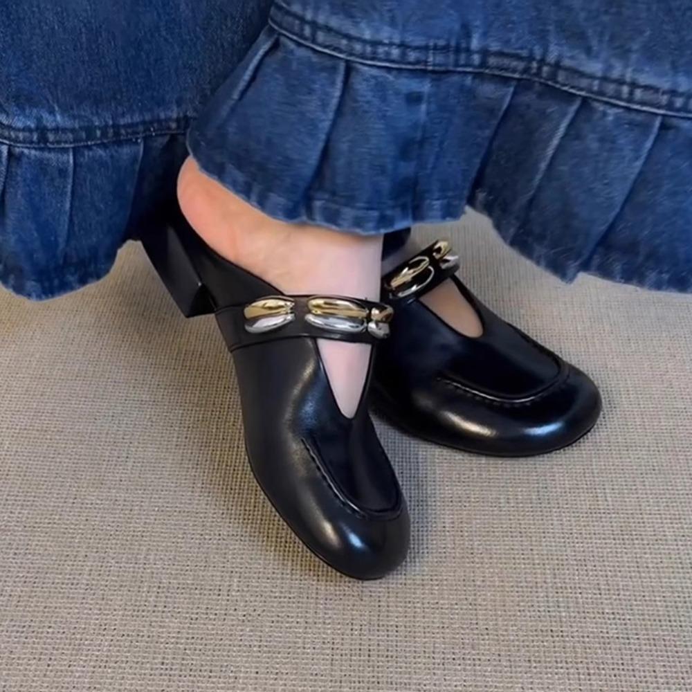 Fashion Slippers Women's 2025 New Leather Round Head Half-drag Sandals Womens Retro Metal One-word Strap Low-heeled Bag Head Shoes Women