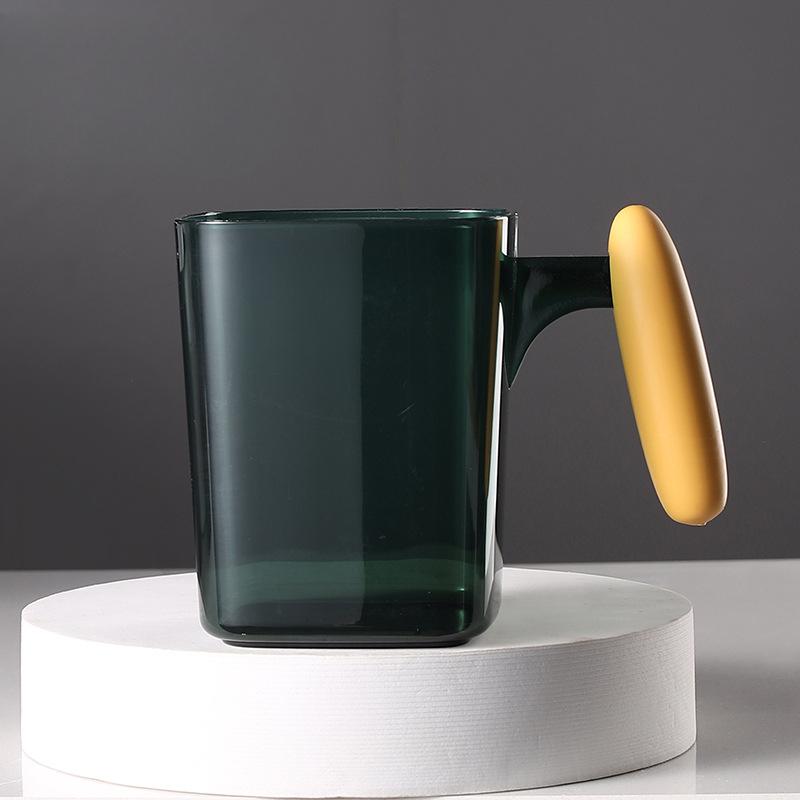 

Это высококачественный стакан для зубной щетки и ополаскивателя для рта для домашнего использования, для студентов и пар. 301-400ml зелёный