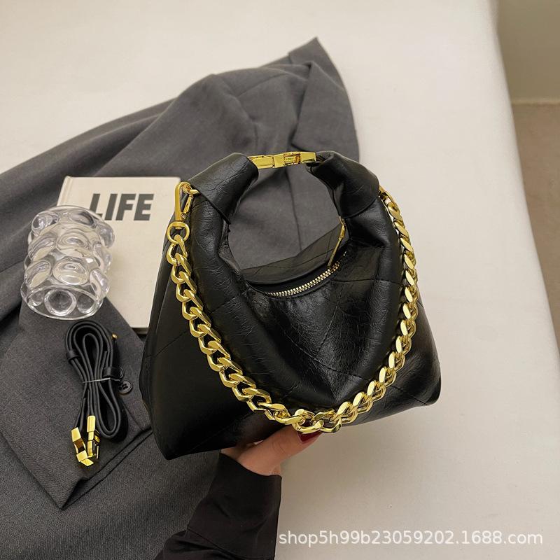 Niche design textured commuter portable women's bag spring new retro diamond chain crossbody dumpling bag